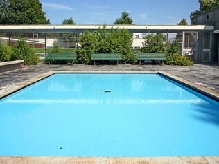 Montétan swimming pool