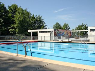 Bellevaux swimming pool